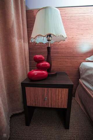 Отель Отель Кел Инн Нур-Султан Большой двухместный номер с 1 кроватью-6