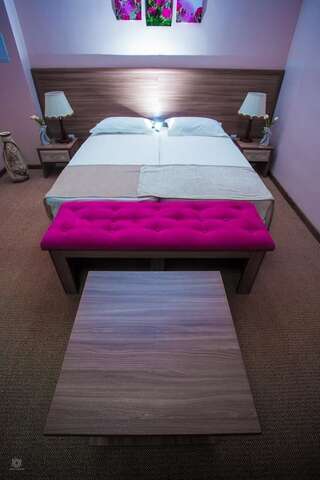 Отель Отель Кел Инн Нур-Султан Большой двухместный номер с 1 кроватью-2